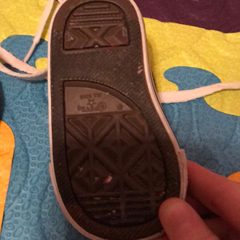 Converse - Picture 3 of 3